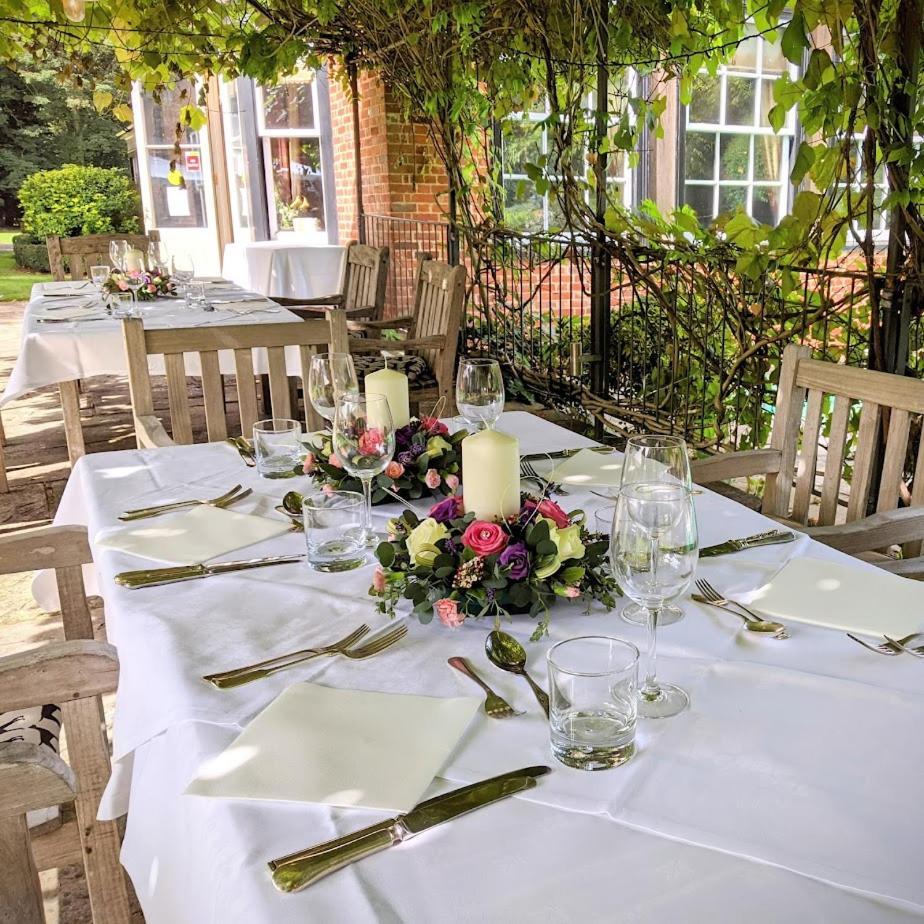 Bury St. Edmunds Ravenwood Hall Hotel المظهر الخارجي الصورة