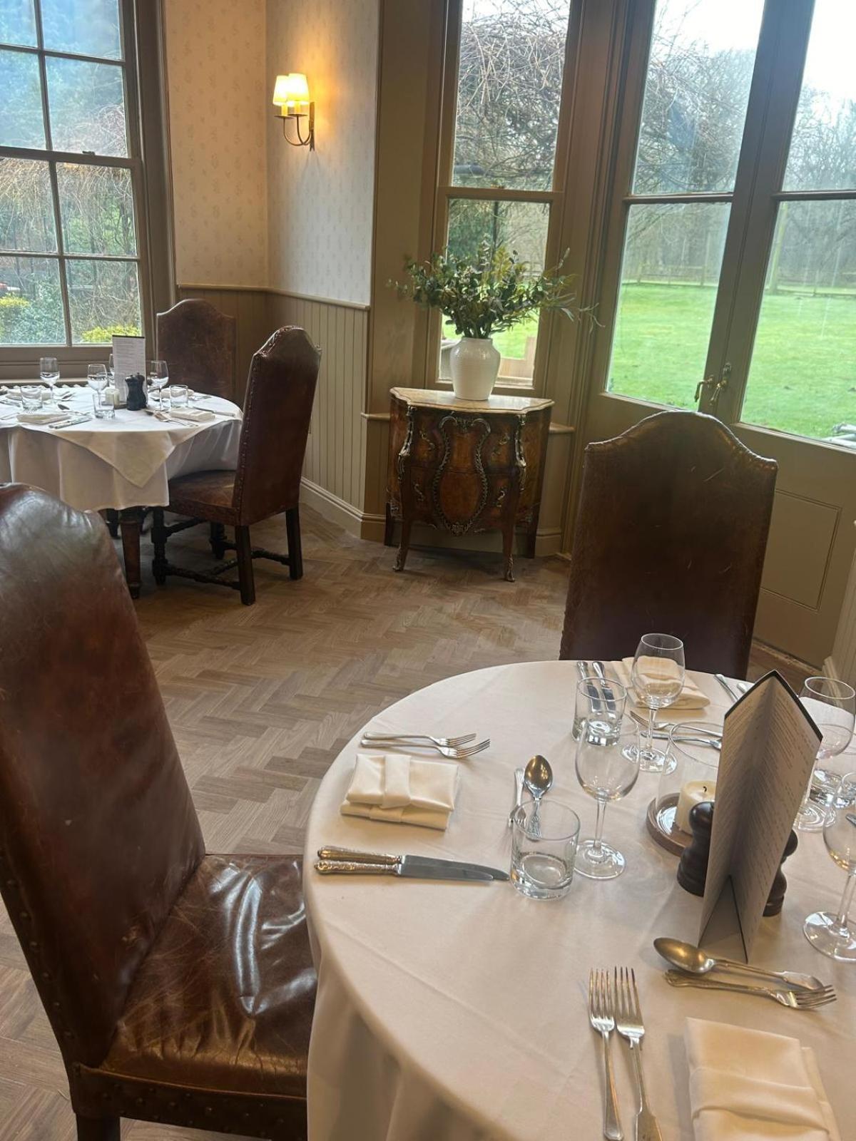 Bury St. Edmunds Ravenwood Hall Hotel المظهر الخارجي الصورة