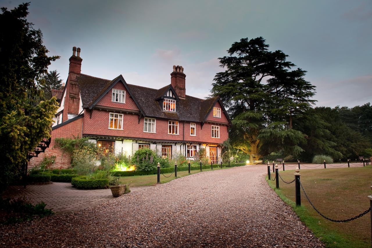 Bury St. Edmunds Ravenwood Hall Hotel المظهر الخارجي الصورة