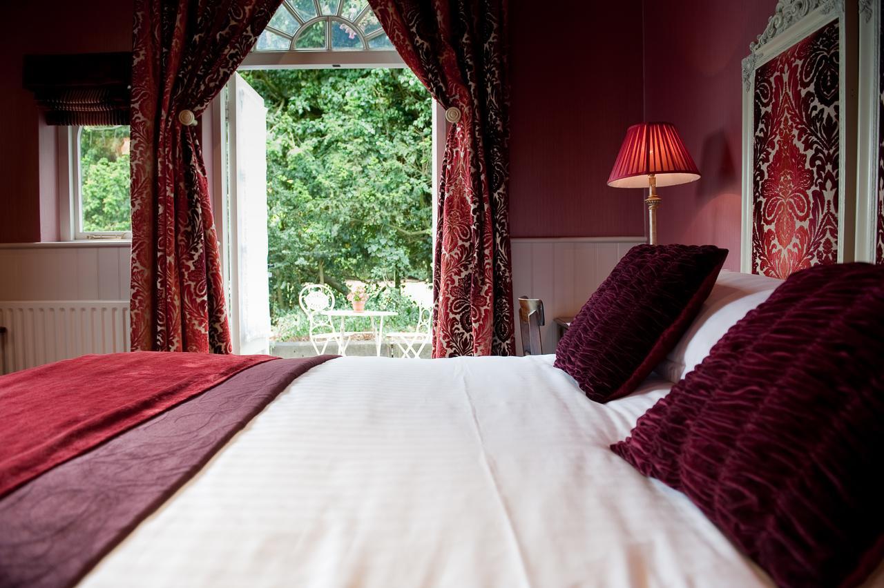 Bury St. Edmunds Ravenwood Hall Hotel المظهر الخارجي الصورة